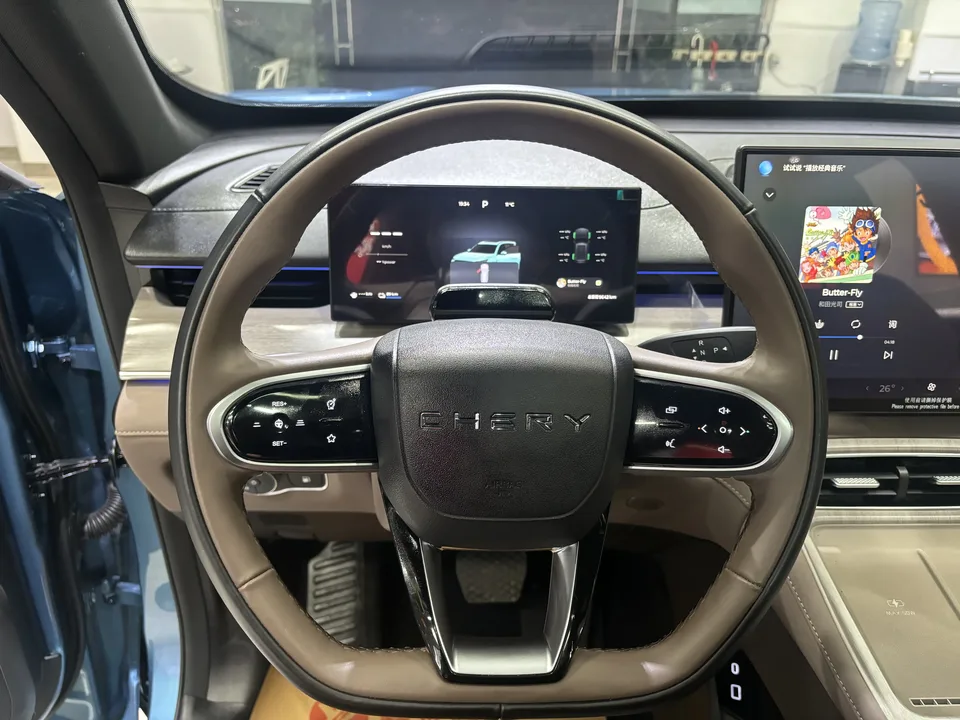 Chery Tiggo 8 PLUS C-DM Tiggo 8 PLUS C-DM 1.5T Premium 2025 — thumbnail 4