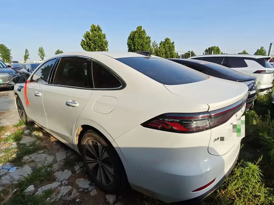 Geely Galaxy A7 EM Galaxy A7 EM 150km Starship Edition 2025 — thumbnail 4