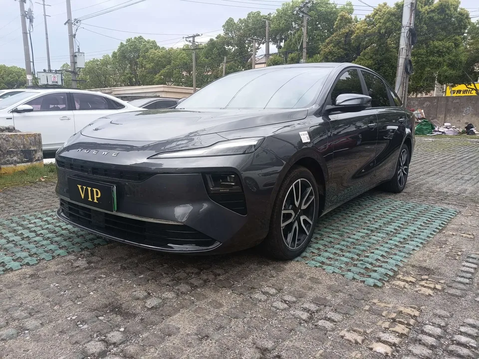 Roewe D6 Roewe D6 2025 520km Comfort Edition 2025 — photo 1, buy with delivery to Moscow