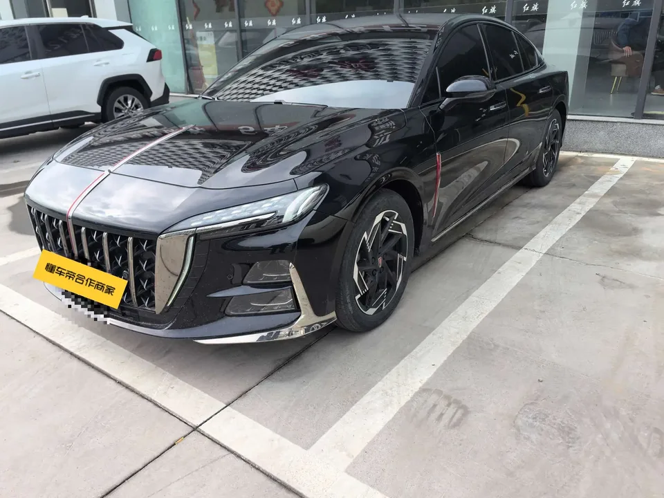 Hongqi H6 Hongqi H6 2.0T Beautiful Edition 2024 — photo 1, buy with delivery to Moscow
