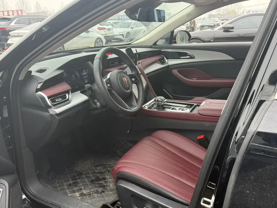 Hongqi H5 Hongqi H5 2.0T Automatic Flagship Edition 2025 — миниатюра 3
