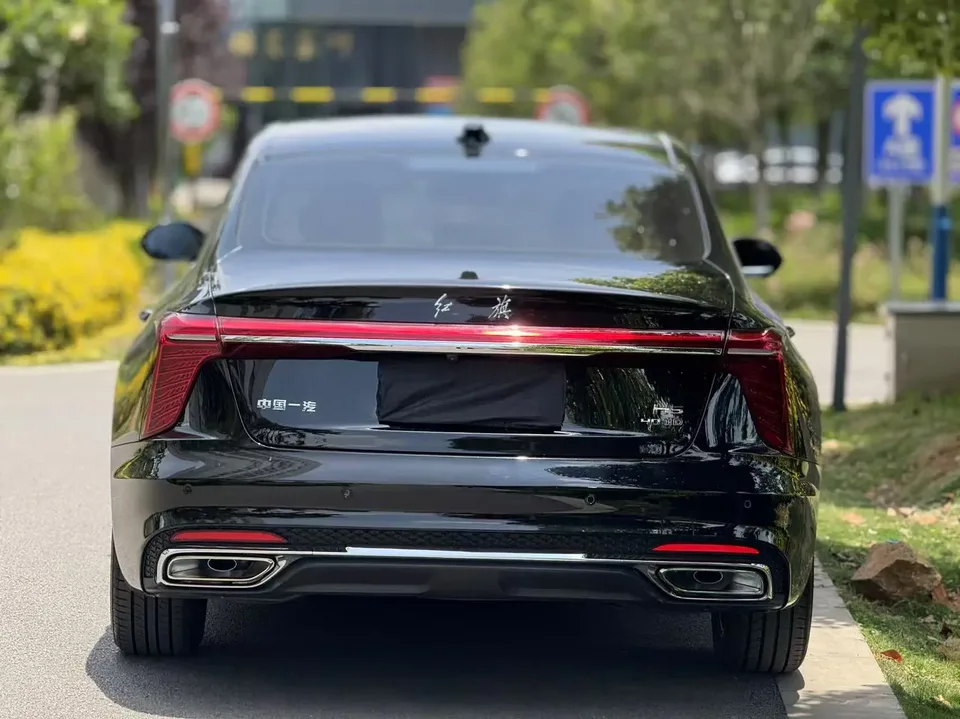 Hongqi H5 H5 Hongqi H5 2024 2.0T Automatic Intelligent Connection Flagship Chang Edition 2024 — thumbnail 2