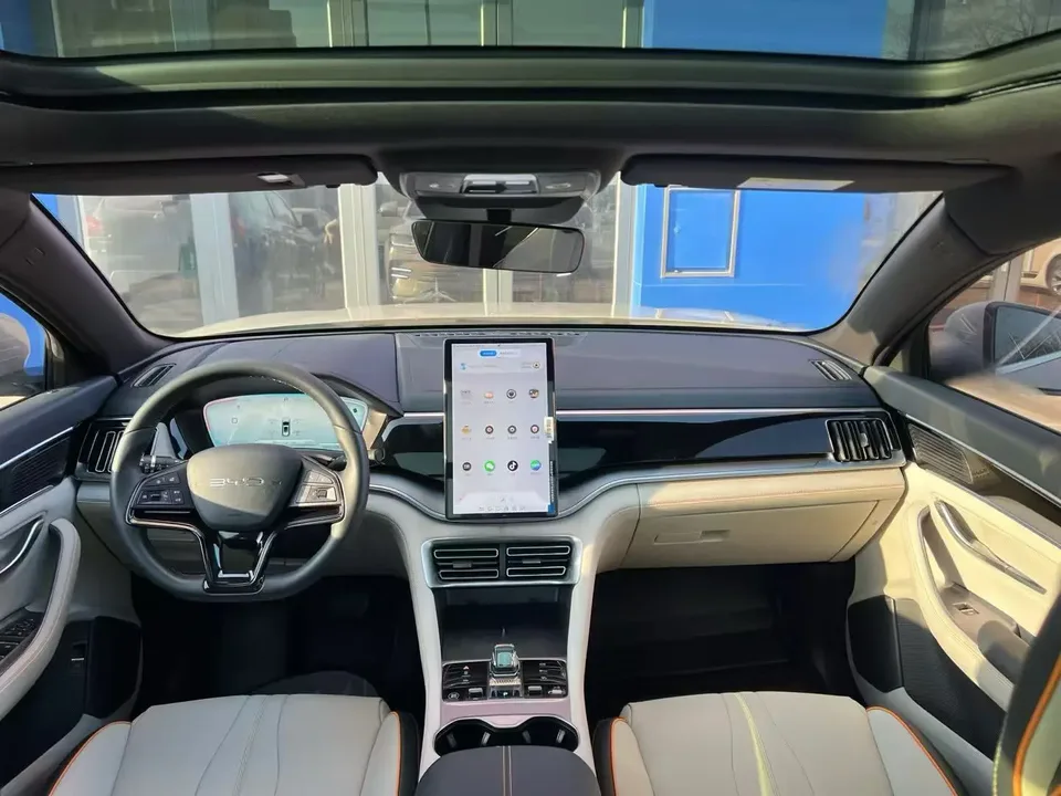 BYD Song PLUS DM Song PLUS DM DM-i Champion Edition 110KM Flagship 2023 — thumbnail 2