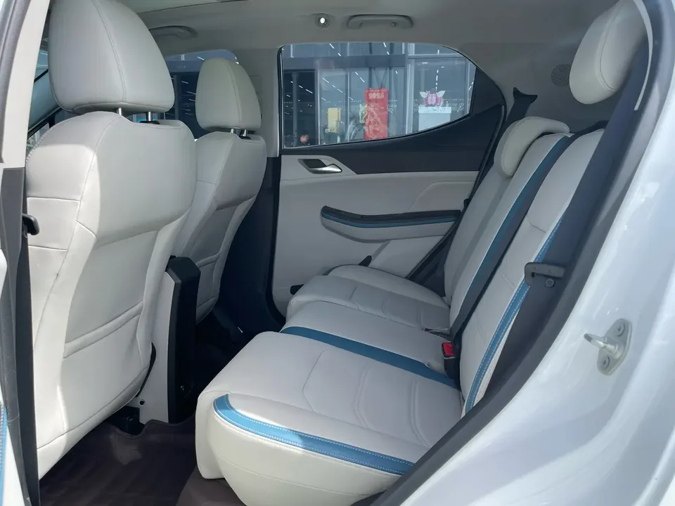 BYD Yuan Pro Yuan Pro 401KM Premium 2023 — thumbnail 4