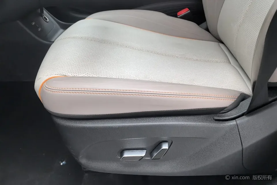 BYD Yuan Plus Yuan PLUS Honor Edition 430KM Leading Edition 2024 — thumbnail 5