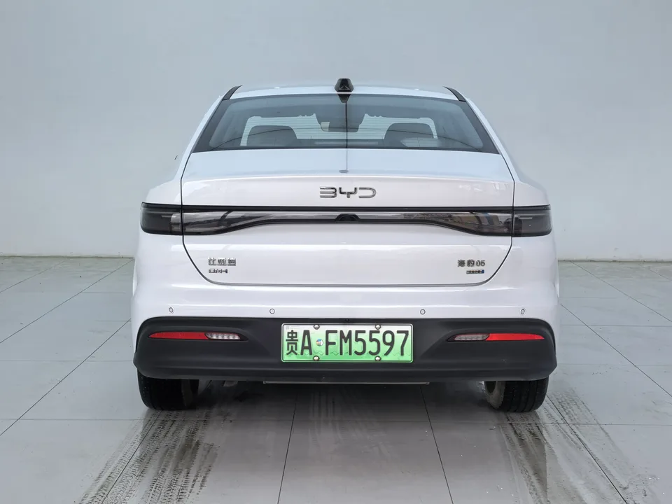 BYD Seal 05DM Seal 05DM Intelligent Driving Edition DM-i 120KM Flagship Model 2025 — thumbnail 2