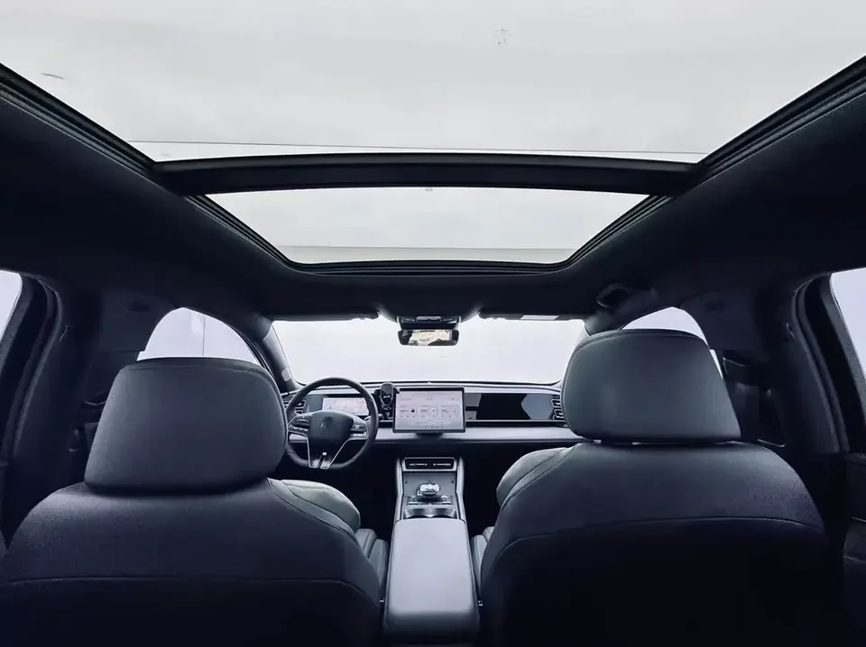 BYD Qin L DM Qin L DM DM-i 120KM Leading Type 2024 — thumbnail 3