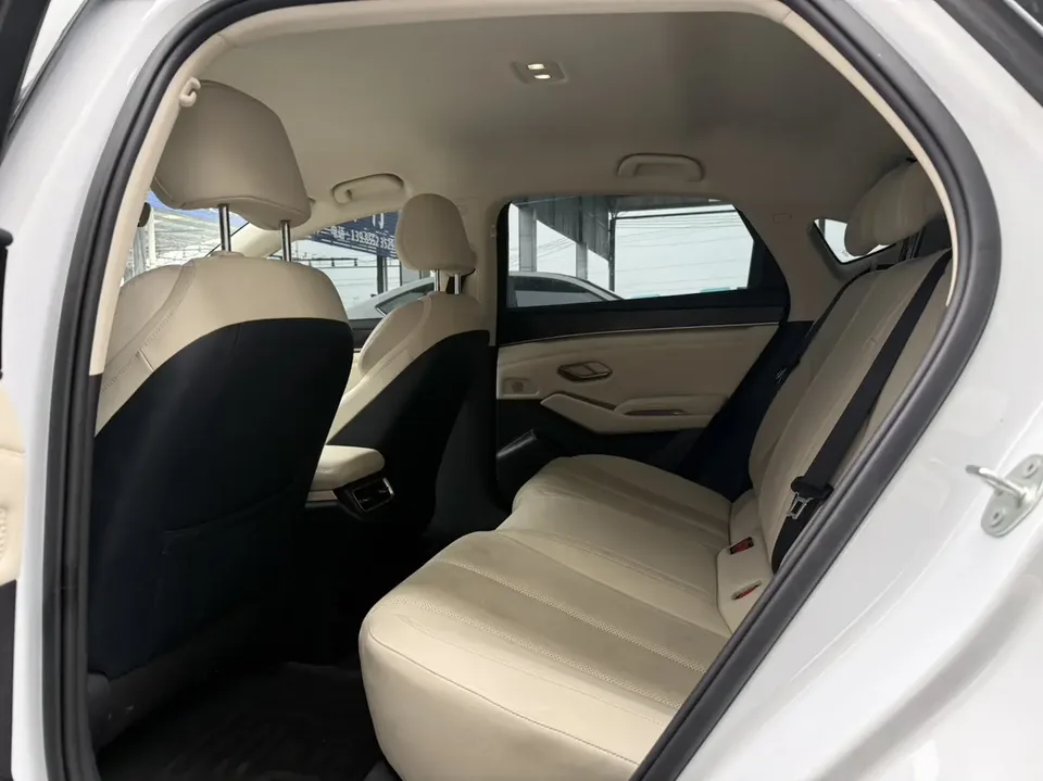 BYD Qin L DM Qin L DM DM-i 80KM Leading Model 2024 — миниатюра 5
