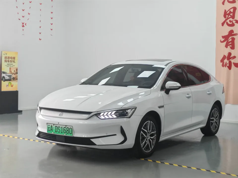 BYD Qin PLUS EV Qin PLUS EV 510KM Travel Edition 2023 — фото 1, купить с доставкой в Москву