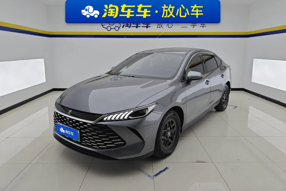 BYD Qin PLUS DM Qin PLUS DM Intelligent Driving Edition DM-i 55KM Leading Edition 2025 — photo 1, buy with delivery to Moscow