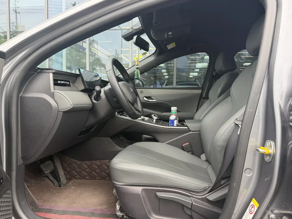 BYD Qin PLUS DM Qin PLUS DM Intelligent Driving Edition DM-i 55KM Leading Edition 2025 — thumbnail 3