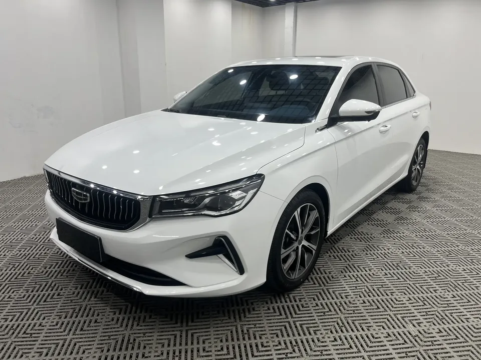 Geely Emgrand Emgrand Emgrand 2022 4th Generation 1.5L CVT Flagship Model 2022 — photo 1, buy with delivery to Moscow