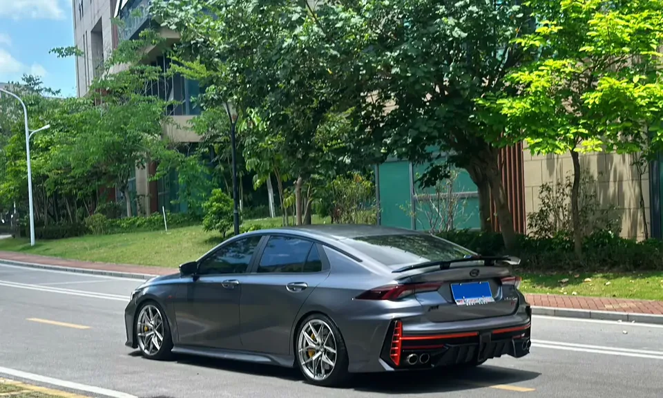 GAC Trumpchi Empow Shadow Leopard Shadow Leopard 2023 2.0L DHT High Energy Hybrid Edition 2023 — thumbnail 4