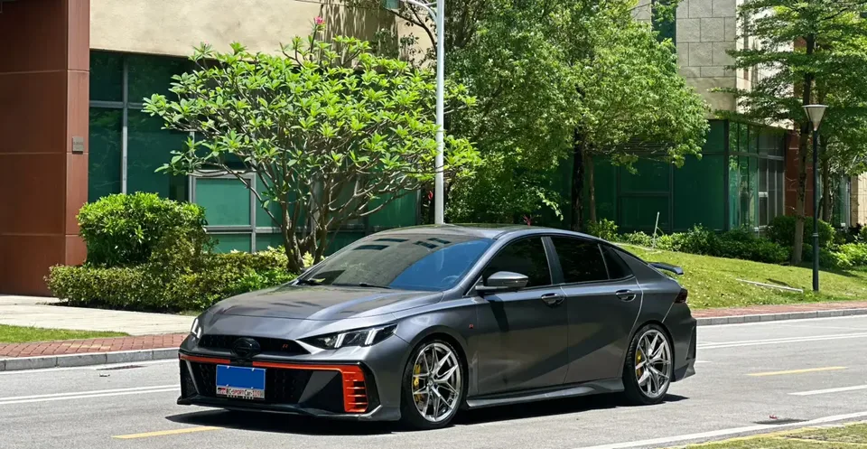 GAC Trumpchi Empow Shadow Leopard Shadow Leopard 2023 2.0L DHT High Energy Hybrid Edition 2023 — photo 1, buy with delivery to Moscow