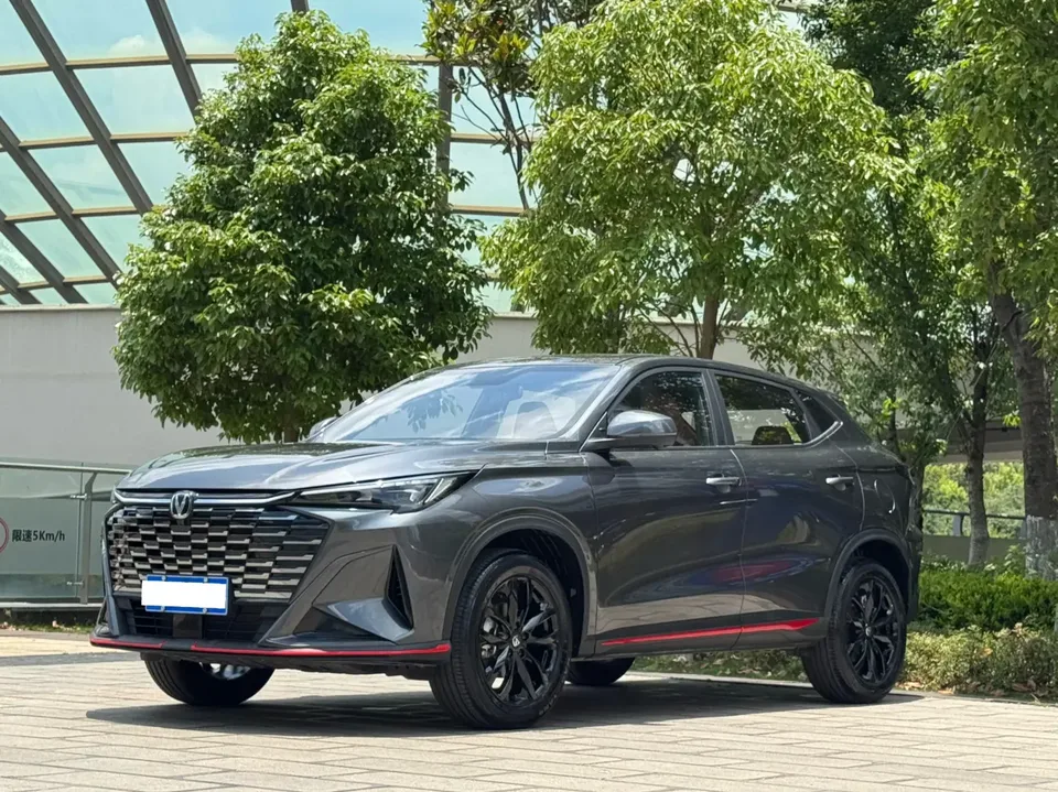Changan X5 Plus Changan X5 PLUS 1.5T DCT Excellence PRO 2026 — photo 1, buy with delivery to Moscow