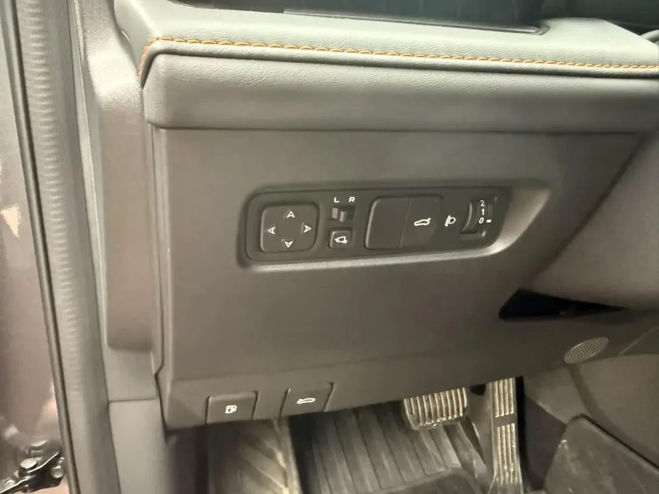 Changan UNI-V Changan UNI-V 1.5T Premium 2024 — thumbnail 5