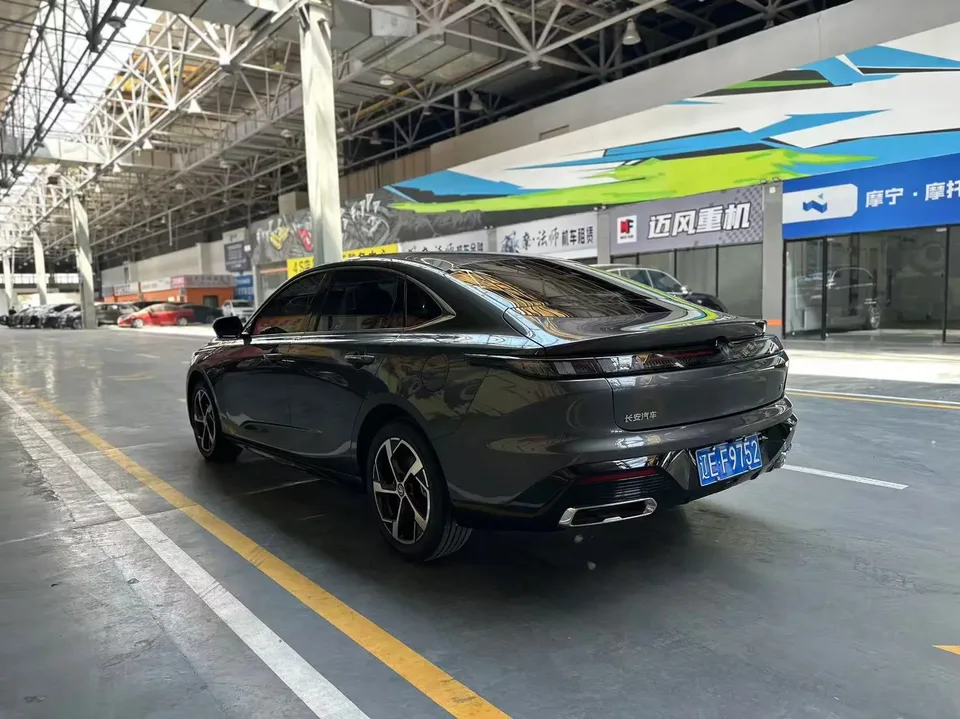 Changan Escape Escape Fourth-generation 1.5T DCT 500Bar Enjoyable Edition 2026 — thumbnail 4