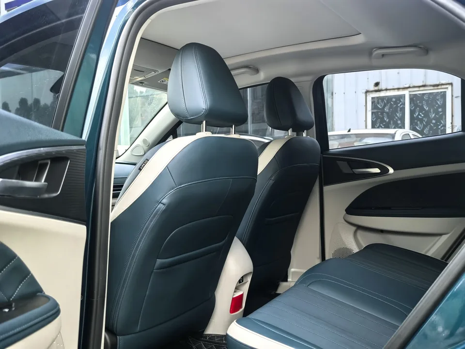 ORA Euler good cat Euler good cat 401km standard range luxury ternary lithium model 2023 — thumbnail 3