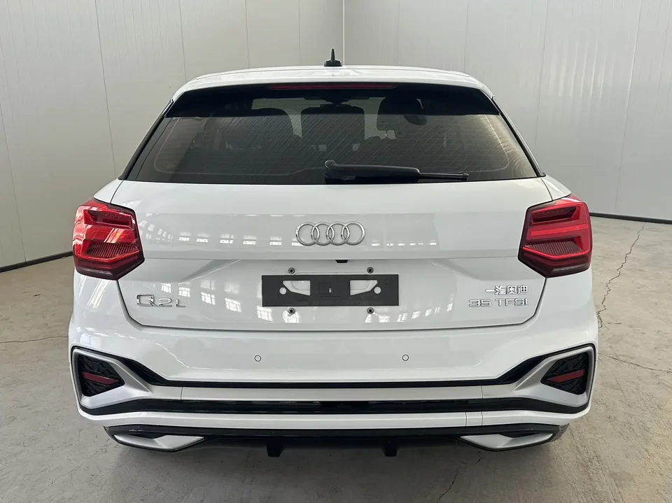 Audi Q2L Audi Q2L 2022 35 TFSI Stylish Dynamic 2022 — thumbnail 2