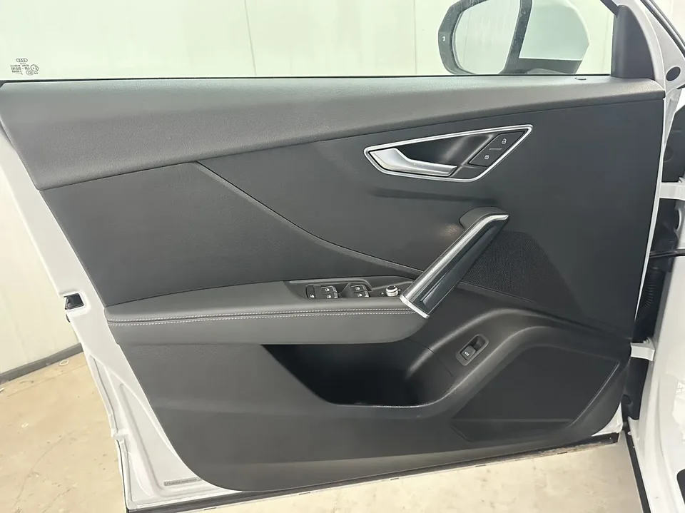 Audi Q2L Audi Q2L 2022 35 TFSI Stylish Dynamic 2022 — thumbnail 3