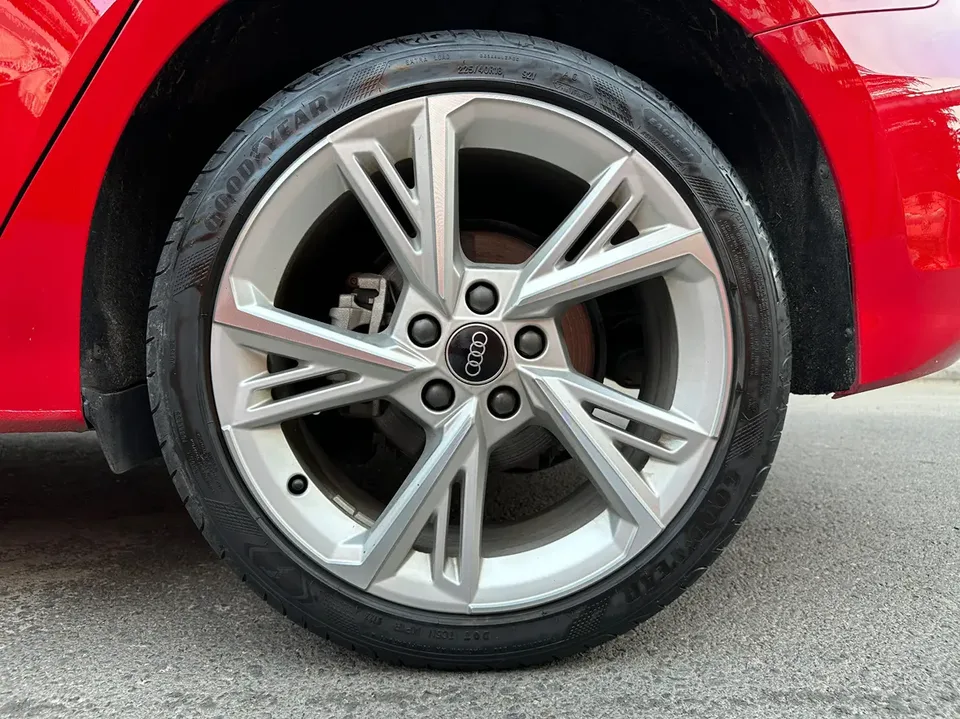 Audi A3 A3 Sportback 35 TFSI Fashionable and Elegant 2022 — thumbnail 2