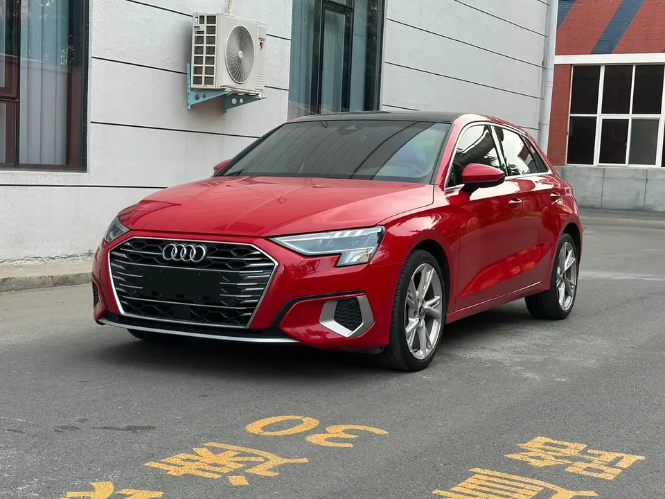 Audi A3 A3 Sportback 35 TFSI Fashionable and Elegant 2022 — photo 1, buy with delivery to Moscow