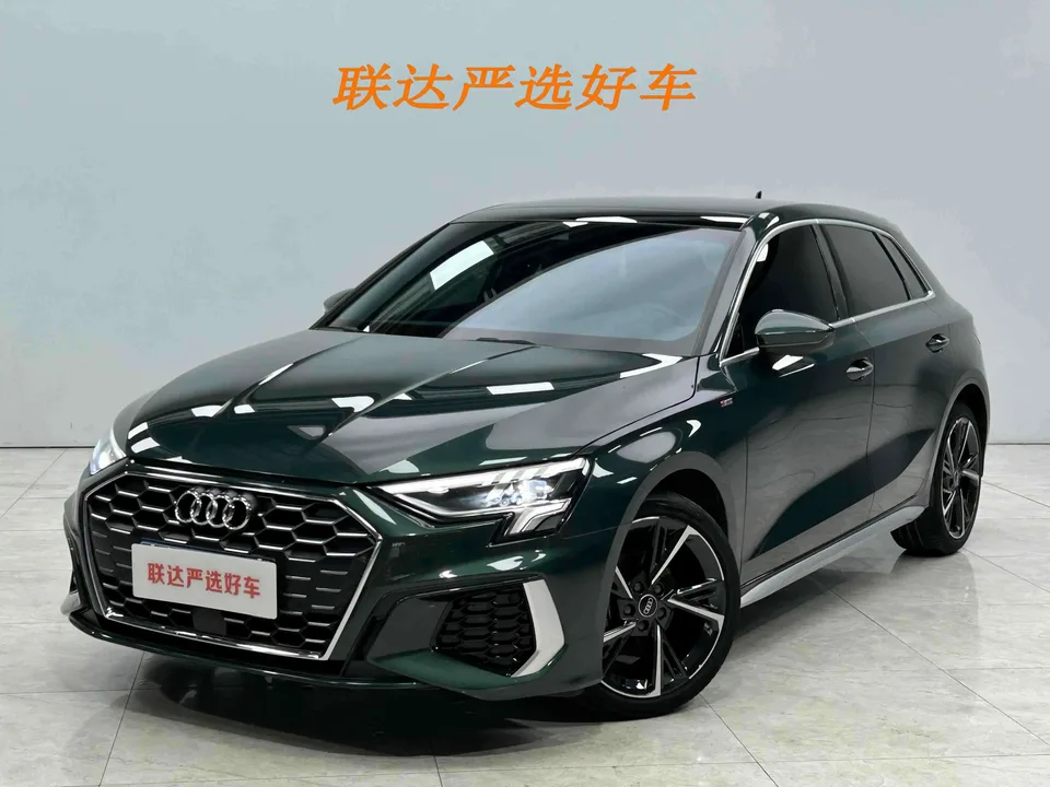 Audi A3 Audi A3 Sportback 35 TFSI facelift: stylish and sporty 2023 — photo 1, buy with delivery to Moscow