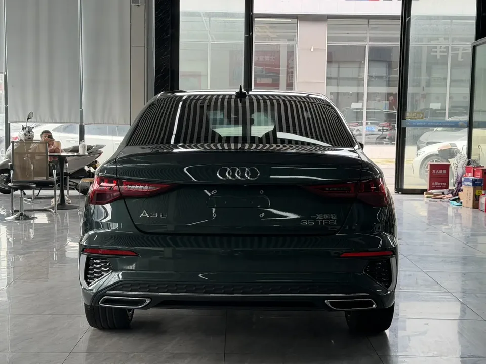 Audi A3 Audi A3 2023 A3L Limousine 35 TFSI facelift: stylish and sporty 2023 — миниатюра 2