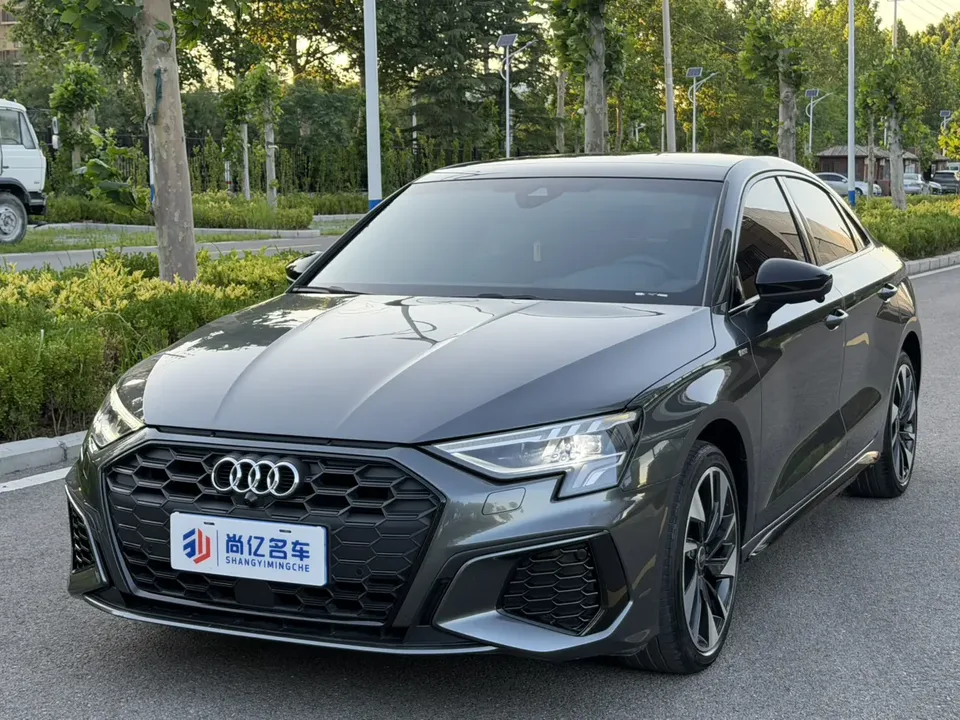 Audi A3 Audi A3 A3L Limousine 35 TFSI Stylish Sports 2022 — thumbnail 3