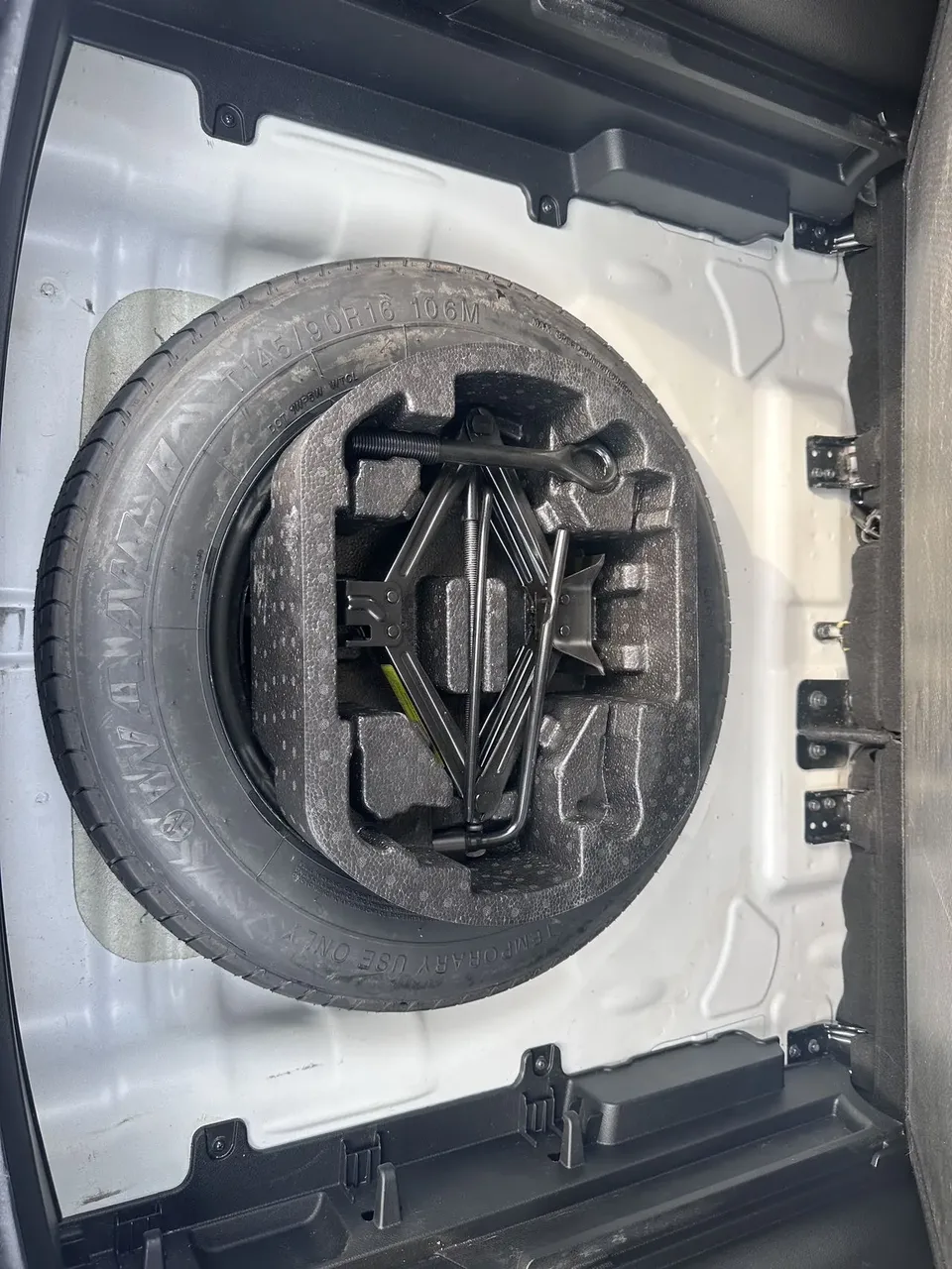 Kia Run proudly Run proudly 2021 1.5L CVT Trend Edition 2022 — thumbnail 3