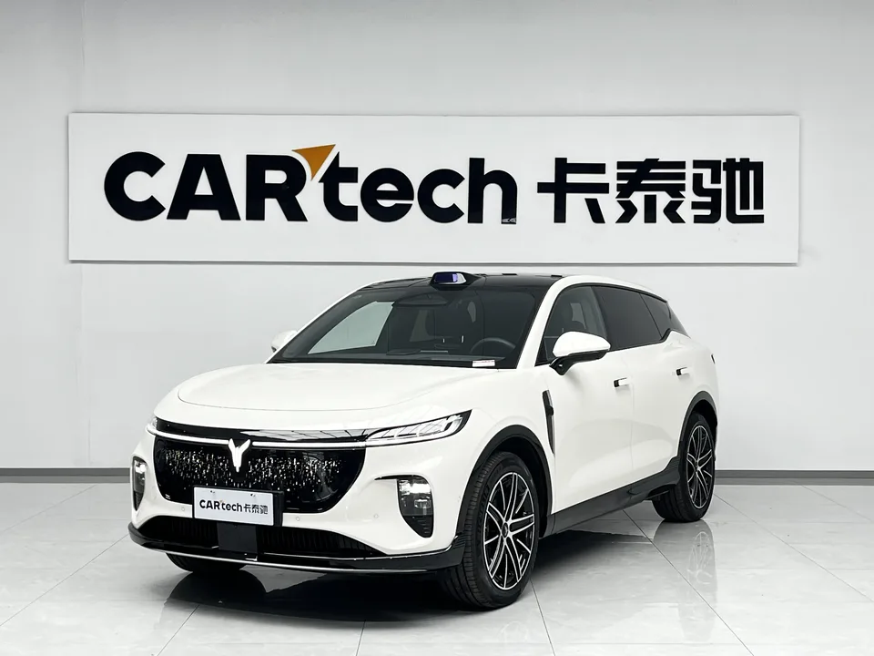 Voyah Courage Lantu Zhiyin Four-wheel drive Qiankun version 2025 — photo 1, buy with delivery to Moscow