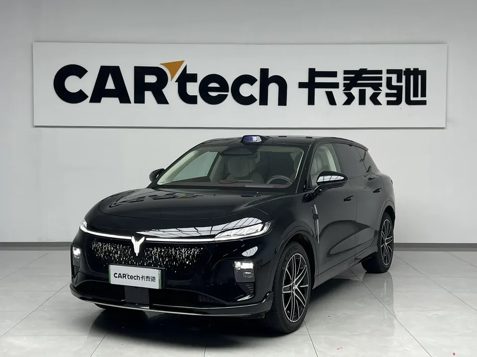 Voyah Courage Lantu Zhiyin Four-wheel drive Qiankun version 2025 — photo 1, buy with delivery to Moscow