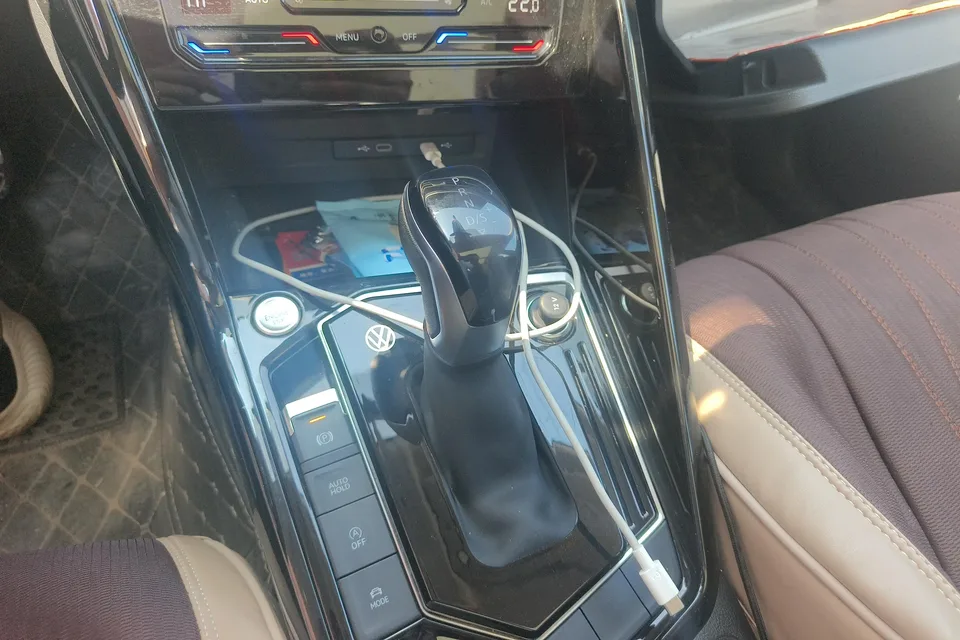 Volkswagen Tayron Tayron Tanyue 2024 300TSI 2WD Luxury Plus Advanced Edition 2024 — thumbnail 4