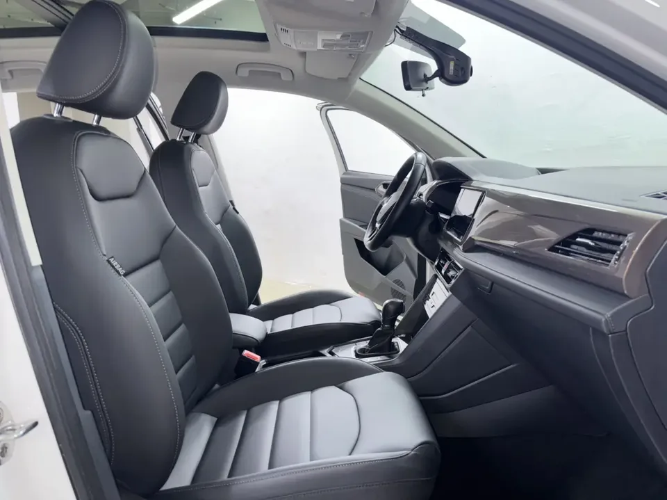 Volkswagen Tharu Tharu 280TSI 2WD Luxury Edition 2022 — миниатюра 5