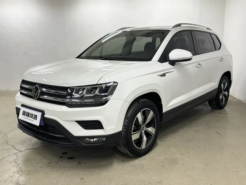 Volkswagen Tharu Tharu 280TSI 2WD Luxury Edition 2022 — фото 1, купить с доставкой в Москву