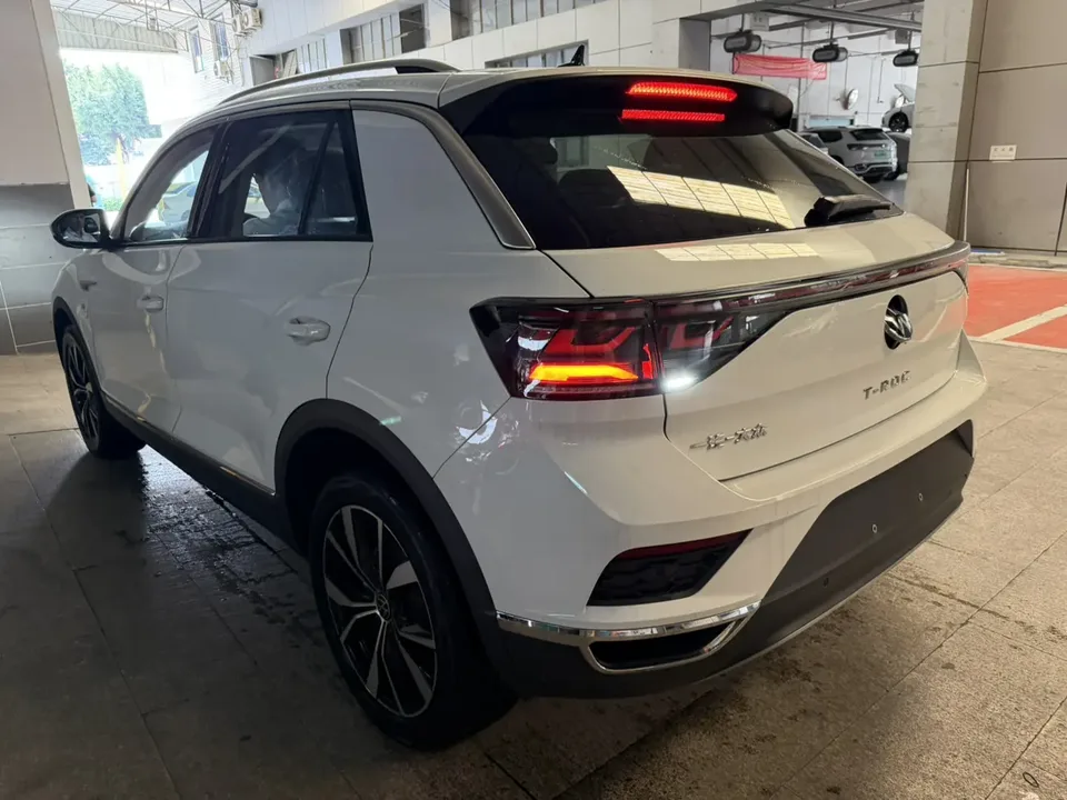 Volkswagen T-Roc TANG 280TSI DSG Time Edition 2026 — thumbnail 4