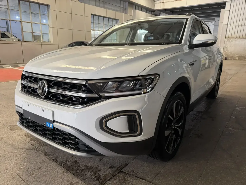 Volkswagen T-Roc TANG 280TSI DSG Time Edition 2026 — photo 1, buy with delivery to Moscow