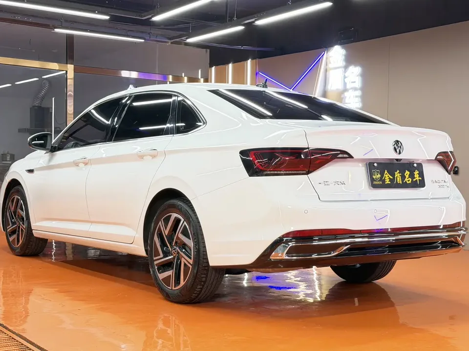 Volkswagen Sagitar Sagitar Sagitar 300TSI DSG Beyond Edition 2024 — thumbnail 2