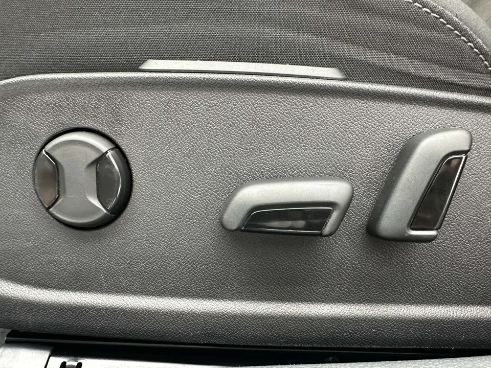 Volkswagen Golf golf 2023 280TSI DSG R-Line Lite 2024 — thumbnail 3