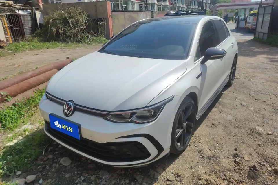 Volkswagen Golf golf 2023 280TSI DSG R-Line Lite 2023 — photo 1, buy with delivery to Moscow