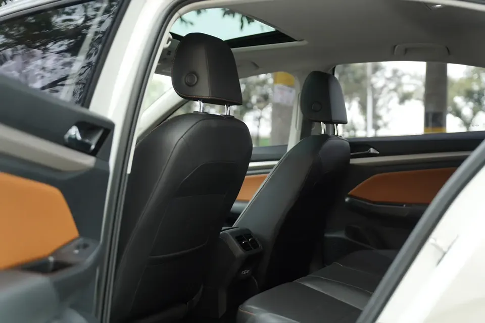 Volkswagen Bora Bora 2023 200TSI DSG Intelligent Driving Edition 2024 — thumbnail 4