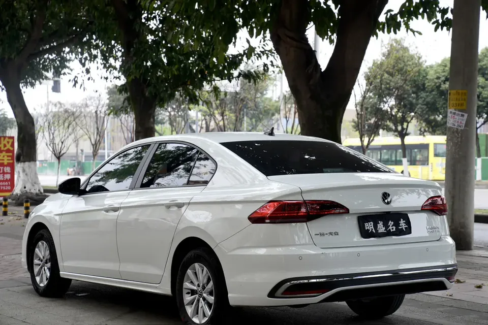 Volkswagen Bora Bora 2024 200TSI DSG Free Travel Edition 2024 — thumbnail 5