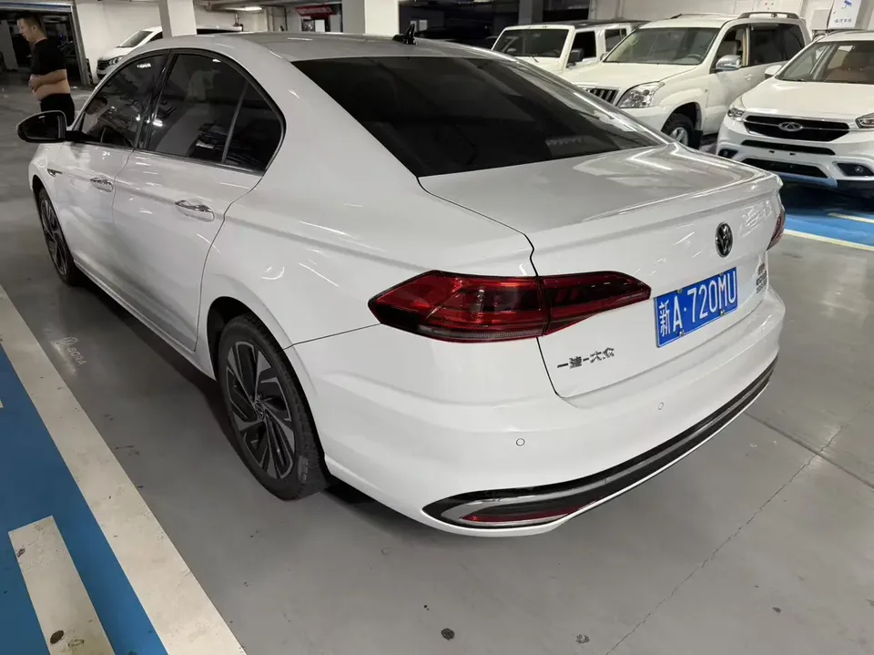 Volkswagen Bora Bora 2024 280TSI DSG Comfort Edition 2024 — thumbnail 4