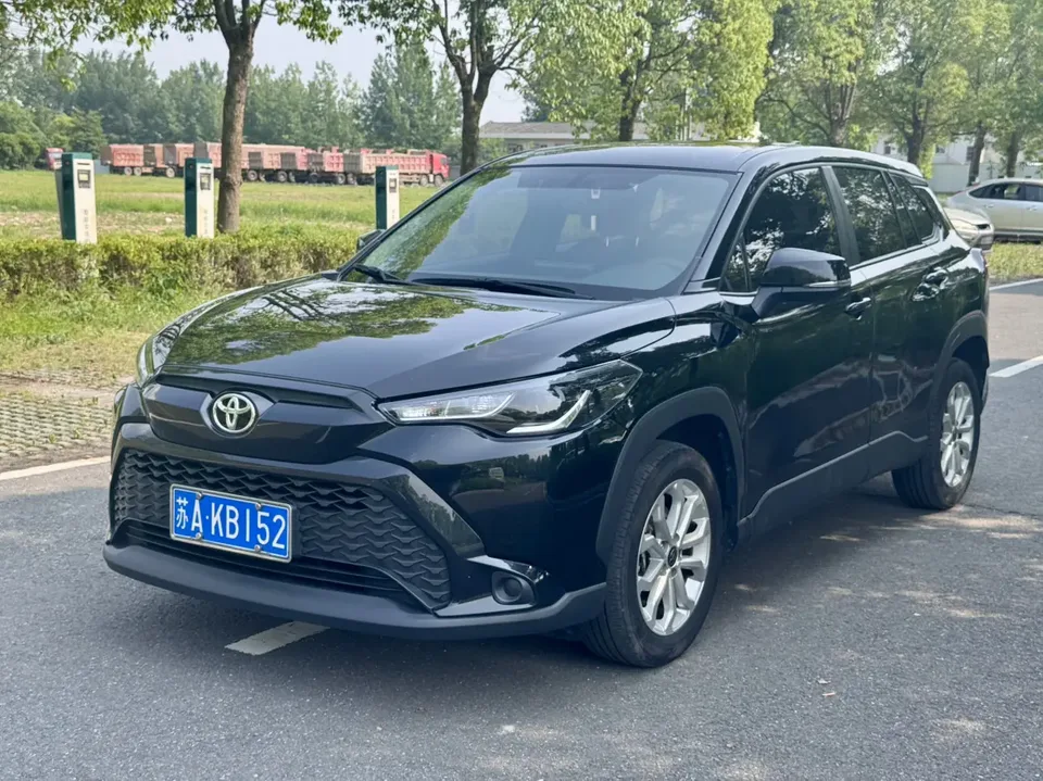 Toyota Frontlander Fenglanda 2.0L CVT Elite Edition 2024 — photo 1, buy with delivery to Moscow