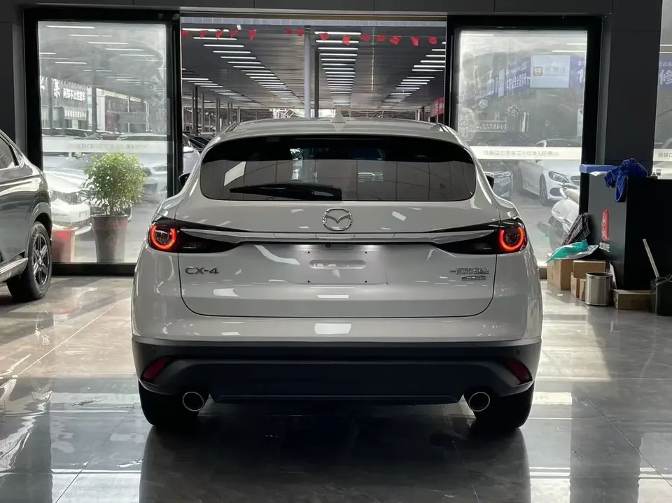 Mazda CX-4 Mazda CX-4 2021 2.0L 2WD Blue Sky Vitality Edition 2022 — thumbnail 2