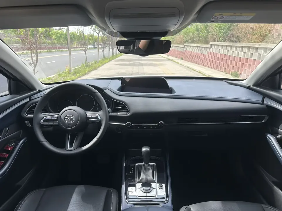 Mazda CX-30 Mazda CX-30 2021 2.0L Automatic Elegance 2022 — thumbnail 3