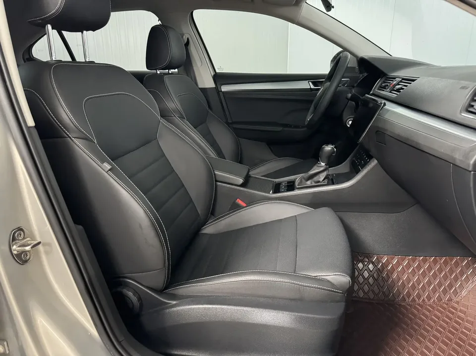 Skoda Superb Speedy 2022 TSI280 DSG Premium Edition 2022 — thumbnail 5