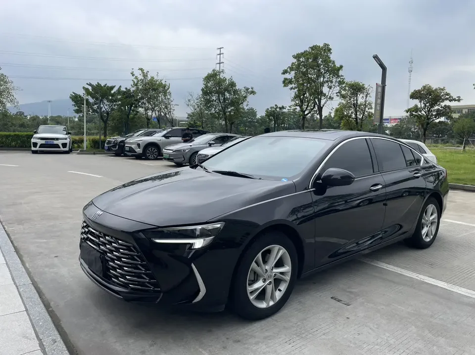 Buick Majesty Majesty Regal 2024 25T Super Edition 2024 — photo 1, buy with delivery to Moscow