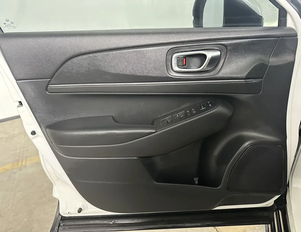 Honda WR-V XR-V Honda XR-V 2023 1.5L CVT Hot Edition 2023 — миниатюра 3