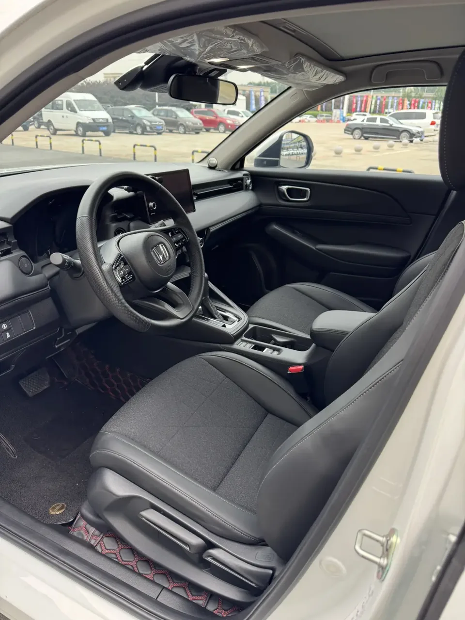Honda VEZEL Binzhi 1.5L CVT Technology Edition 2023 — thumbnail 5